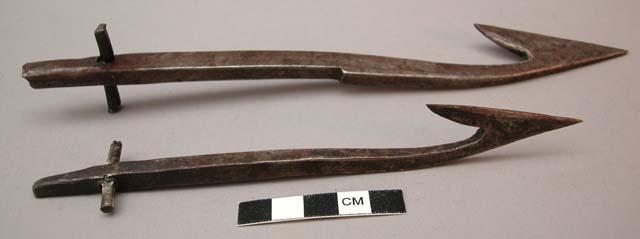Iron harpoon points – Objects – eMuseum