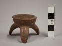 Miniature pottery vessels-tripod