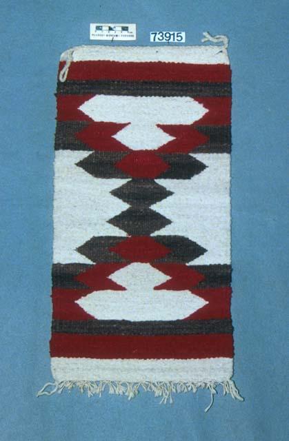 Gallup Throw or rug with truncated stacked diamonds