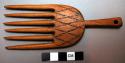 Wooden hair comb - incised deocration, 6 tines ("orusokus")