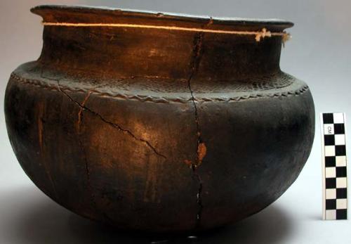 Pottery cooking vessel. Chikalango