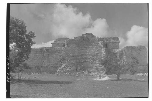 North facade at Monjas.