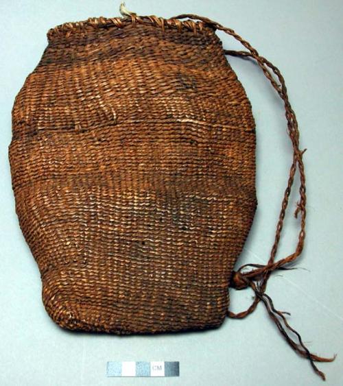 Fibre basket - pouch-like, rope handle ("intimberi")