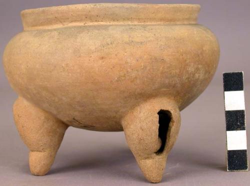 Pottery dish, tripod, plain, legs with plain clay balls