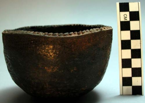 Small pottery bowl. Kaviva