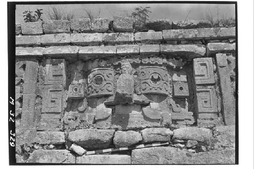 Mask at Platform 4 at Monjas.