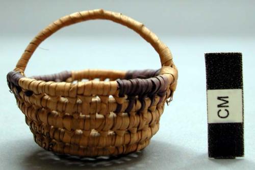 Miniature basket with handle - purple decoration