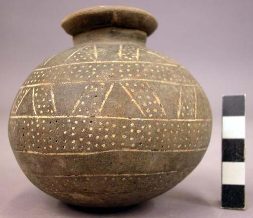 Pottery jar, incised ornament