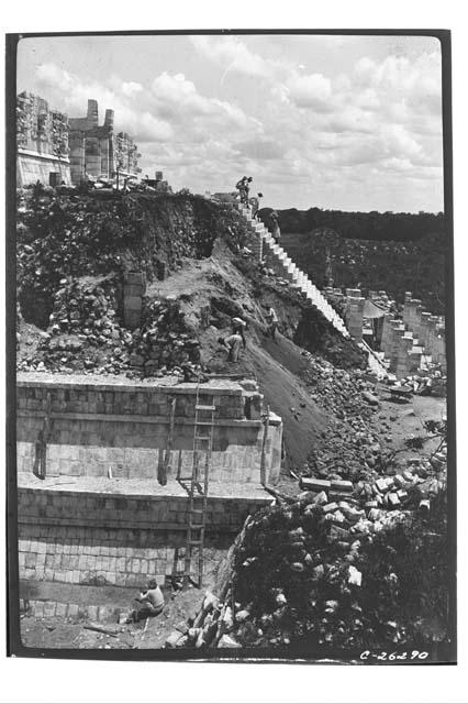 Temple of Warriors showing stairway