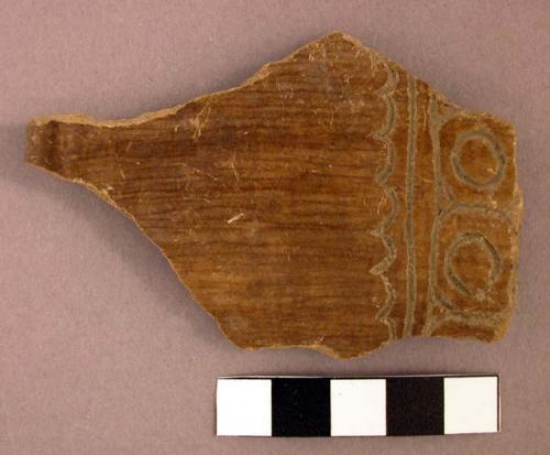 1 of 5 deeply incised light potsherds