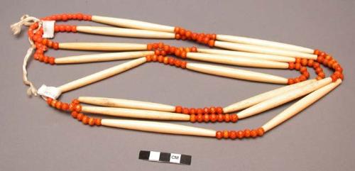 Double-strand hairpipe necklace made of sixteen segments of bone "hairpipe".