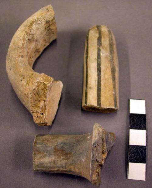 Pot handle fragments