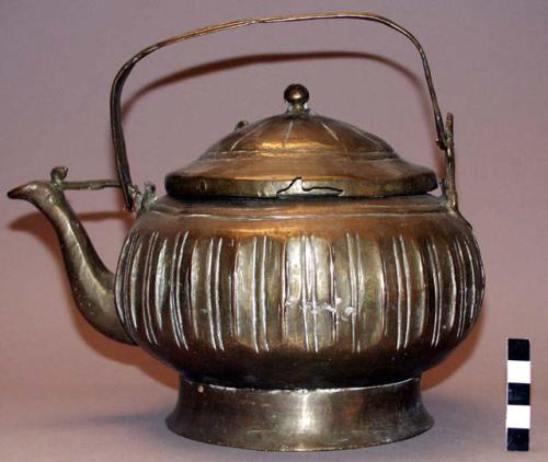 Brass tea kettle and cover