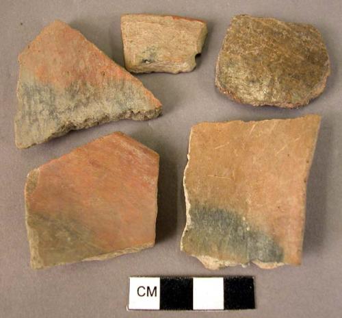 4 rim potsherds, 5 potsherds, 2 shoulder sherds - burnished ware, mottled in fir