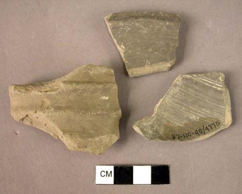 6 potsherds - Grey Minyan