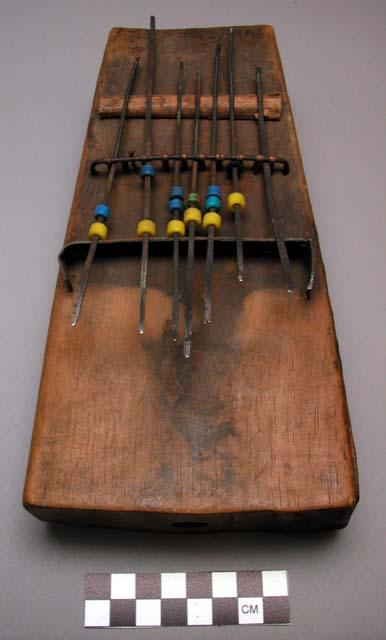 Sunga ? musical plucking instrument