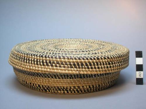 Baskets (kitundu)