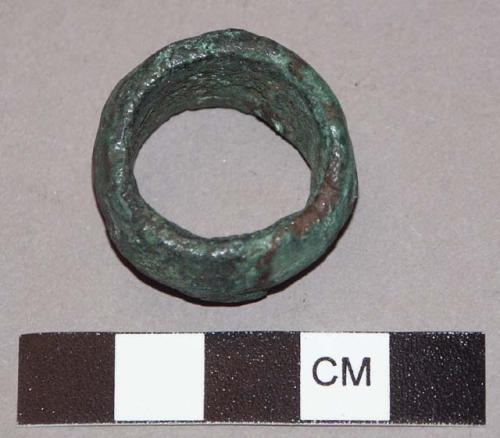 Finger ring of bronze