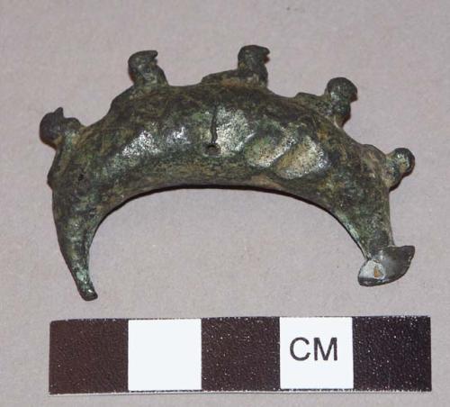 Fibula of bronze "Bugelkaune" type