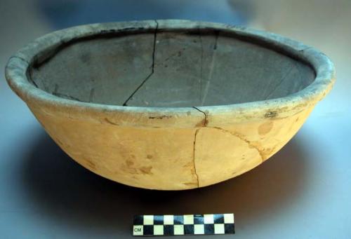 Large bowl, pottery