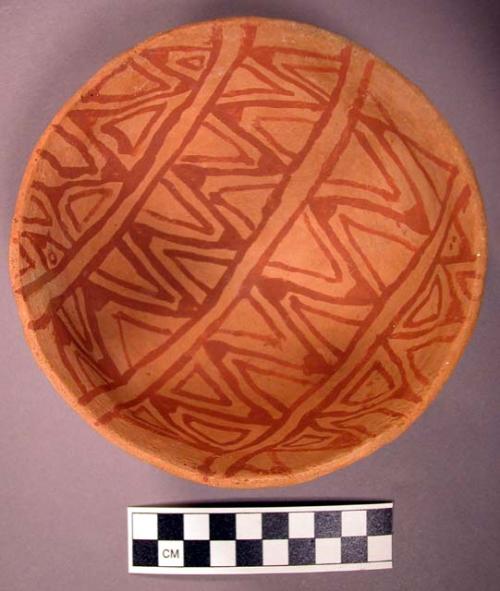 Bowl, colored pottery