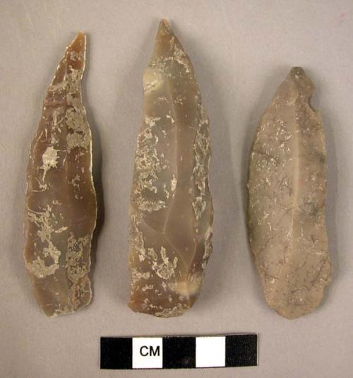 3 large Chatelperron-type flint points