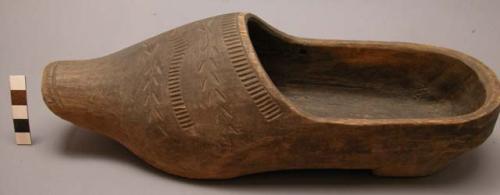 Wooden shoe