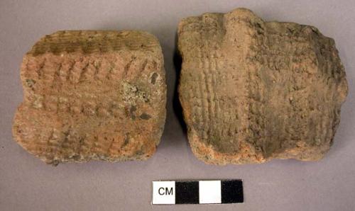 15 miscellaneous potsherds with vertical ridges and cardial decoration