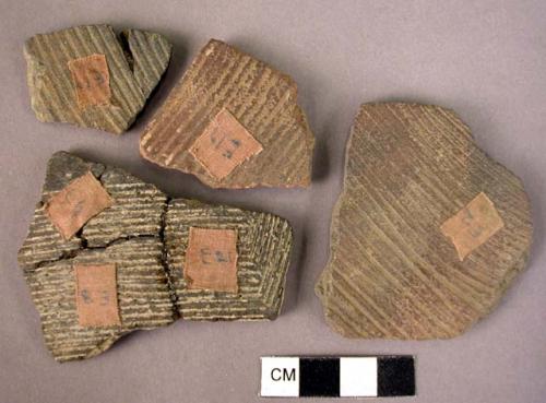 4 incised ware sherds - closely spaced incised horizontal lines