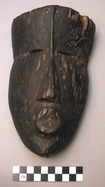 Wooden face mask