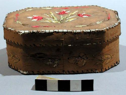 Birchbark box with cover--moosehair flower design