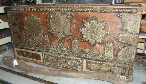 Trunk or chest; wood; large.