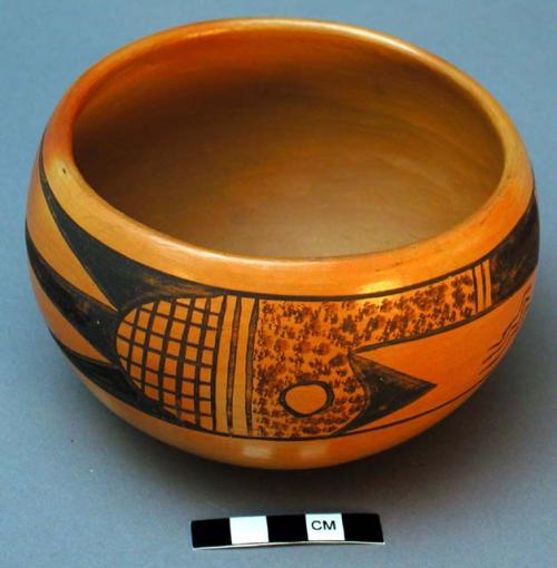 Modern Hopi bowl, Sikyatki style