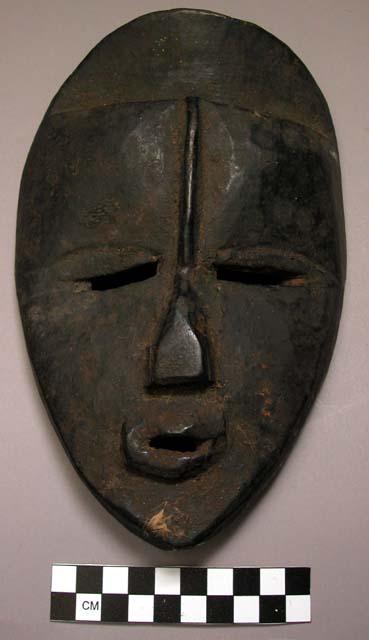 Wooden face mask