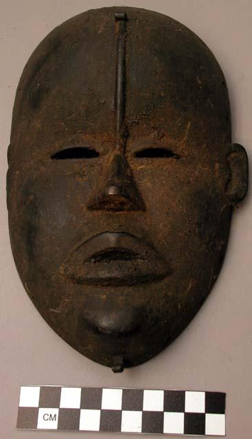 Wooden face mask