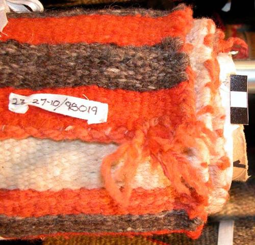 Blanket or double saddle blanket, banded layout