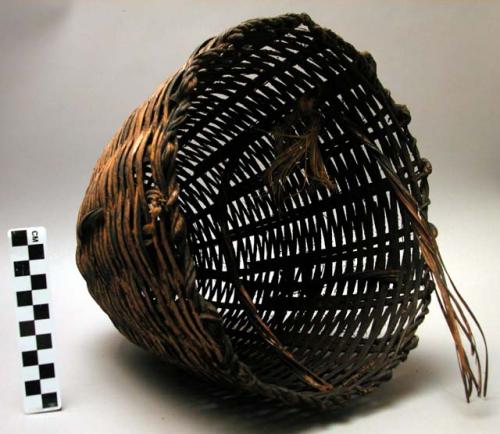 Drying rack of wicker work (kanga)