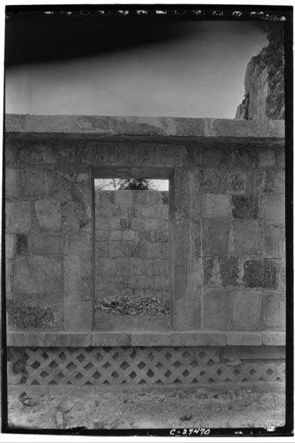 T. of 3 Lintels. Detail view of W. doorway showing hieroglyphic lintel in positi