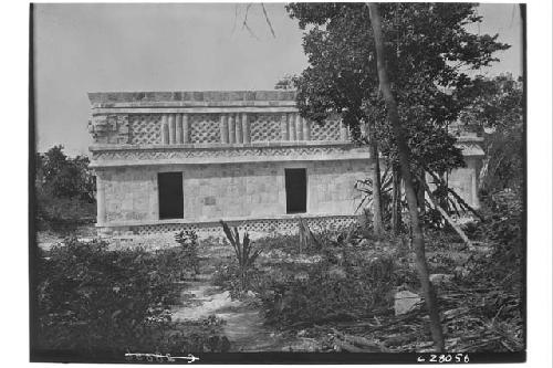 T. of 3 Lintels, at close of 1928 field season, looking S.