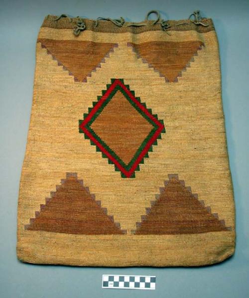 Corn husk bag - diamond pattern