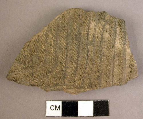 Decorated pot sherd