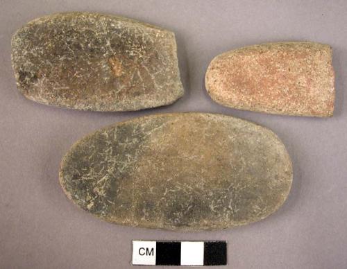 Potsherd, elliptical ground