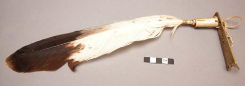 Roach Spreader with Eagle Feather