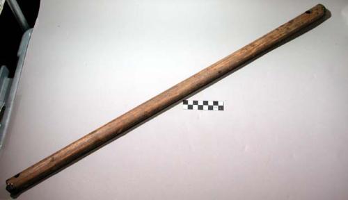 Woman's flute of hollow reed (hikos)