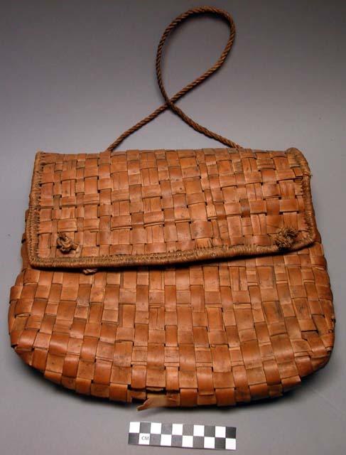 Fibre bag, knapsack type, basket weave, kunda