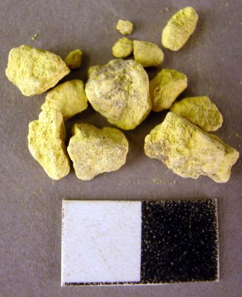 Yellow pigment - all small