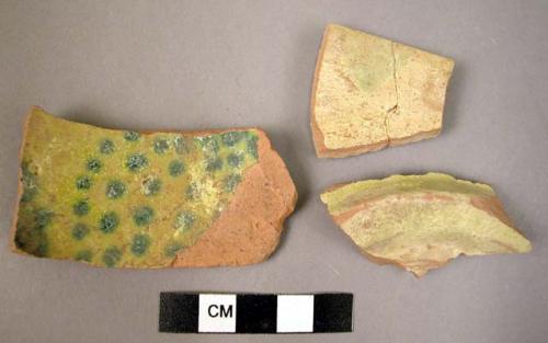 3 potsherds with yellow and green spots (as Mesopotamia & Syria)