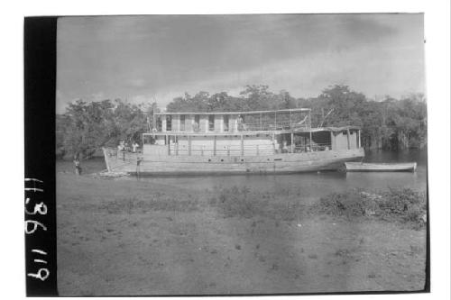 Africola on river between Orange Walk and San Esteban