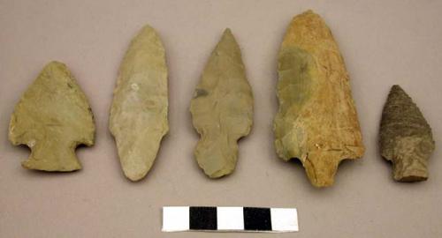 Stone projectile points, stemmed & corner notched