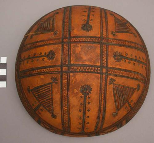 Decorated gourd bowl